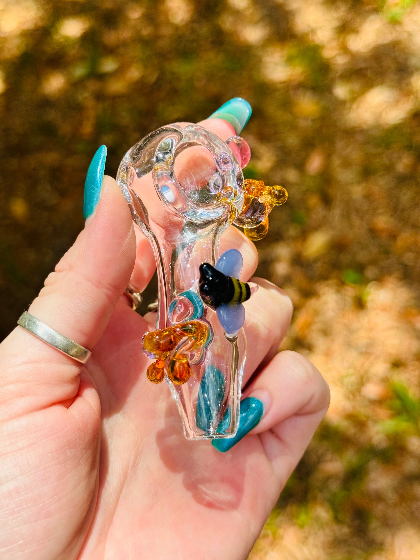 Bee spoon with honey drips