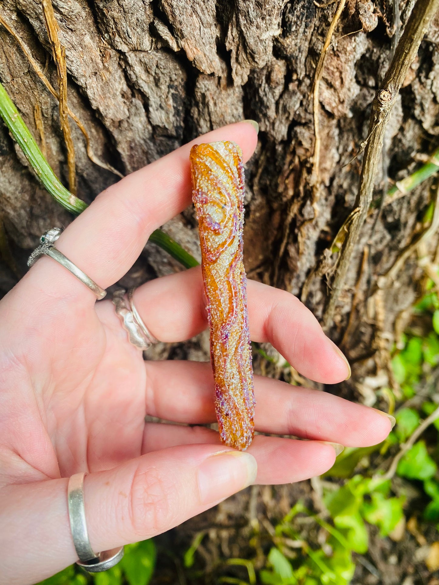 Wood texture finger saver/ glass filter tip