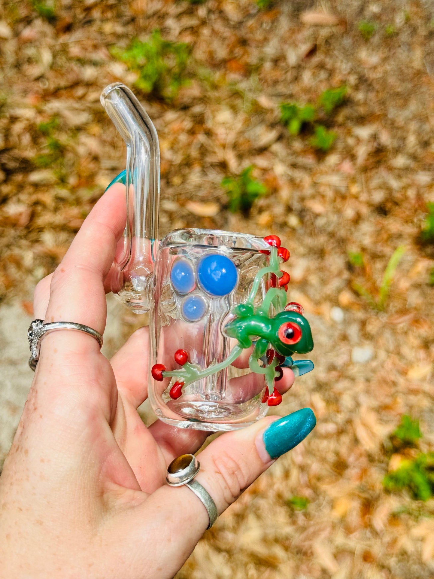 Frog bubbler “vase”
