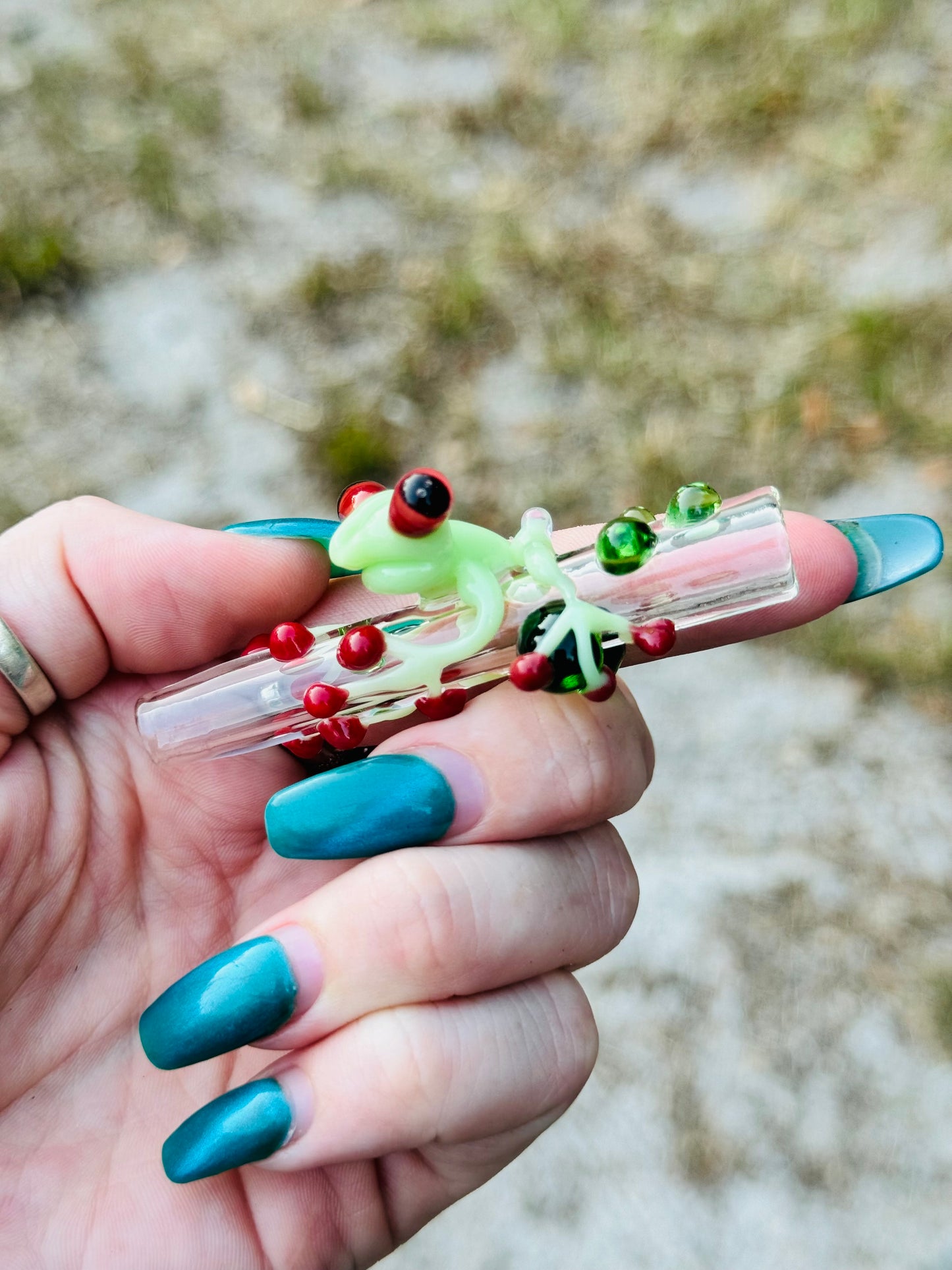 Frog finger saver/ glass filter tip