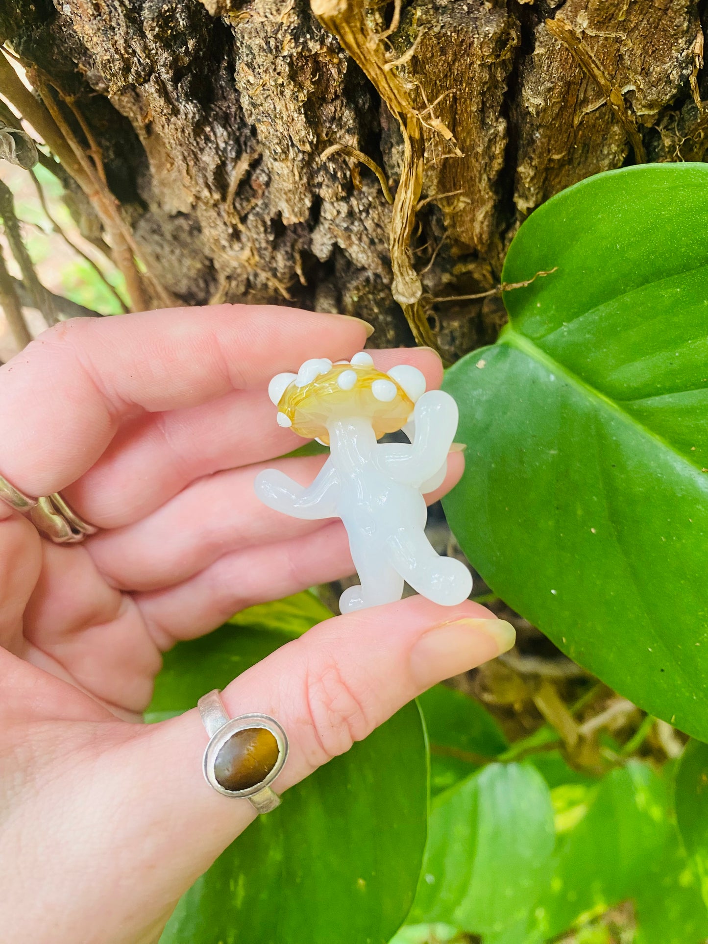 Dancing funguys pendant (large)