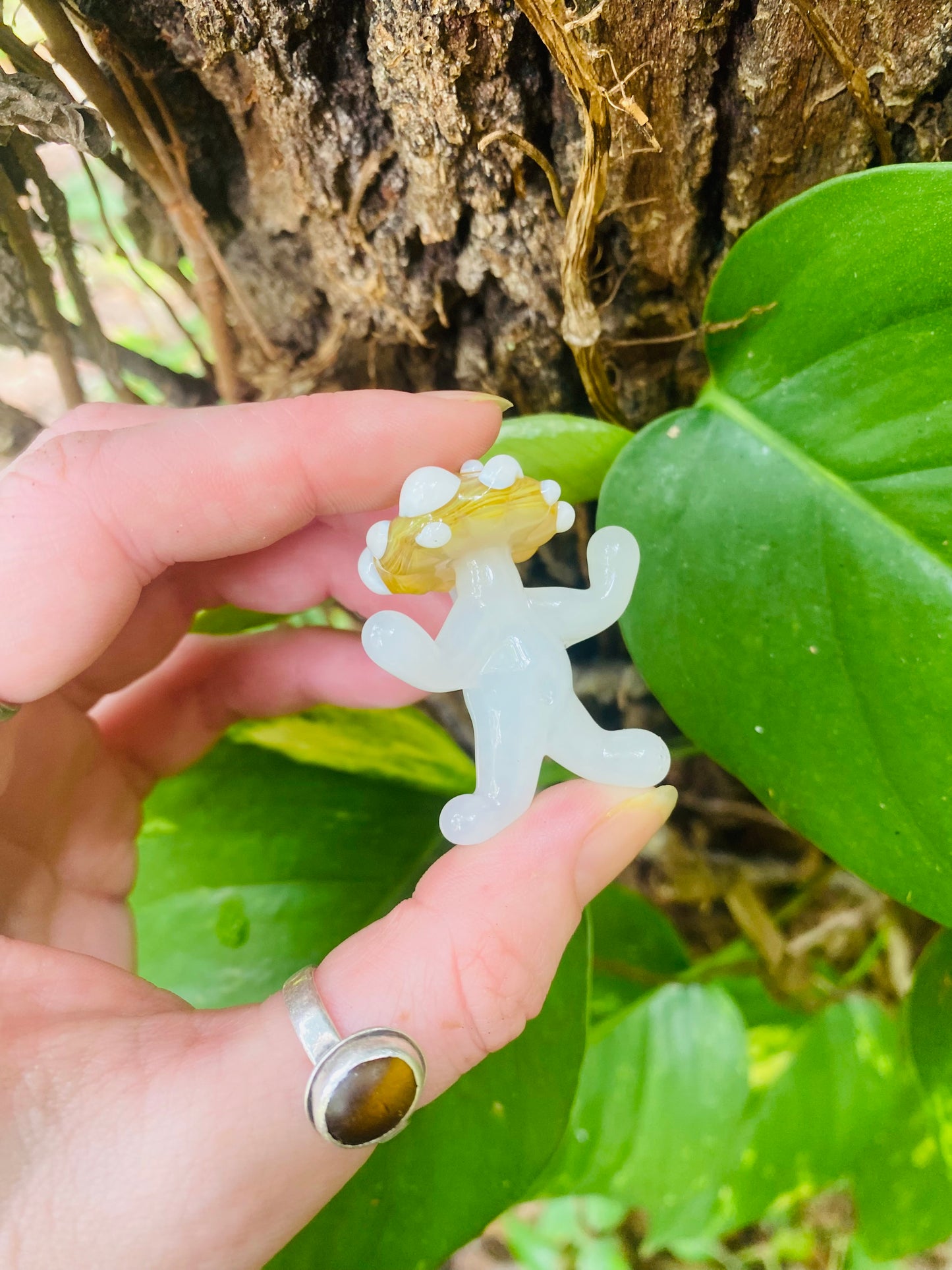 Dancing funguys pendant (large)