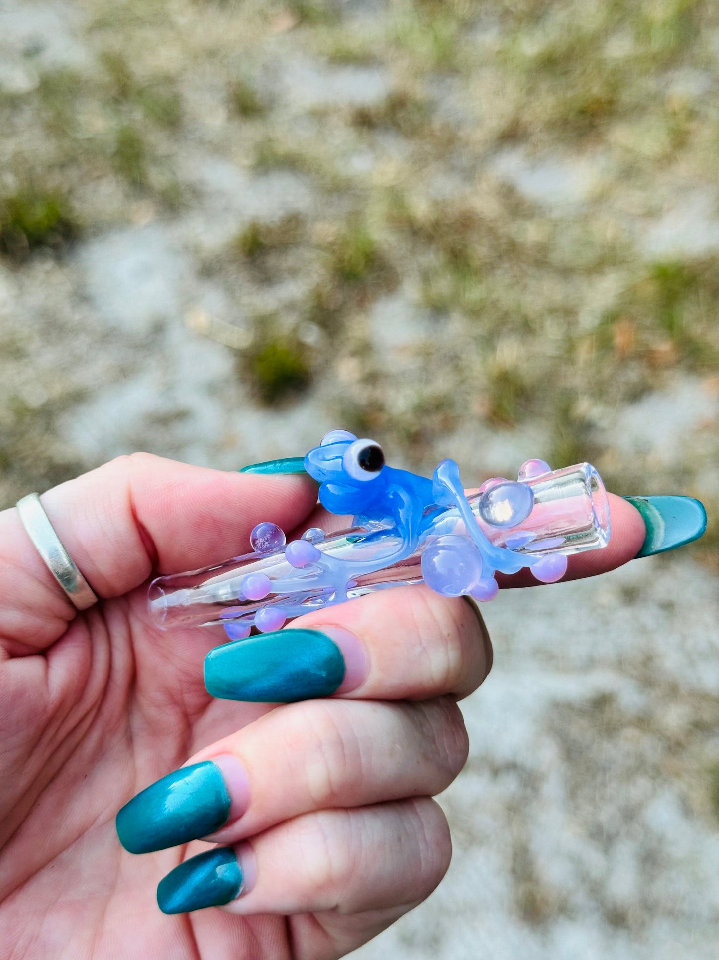 Frog finger saver/ glass filter tip