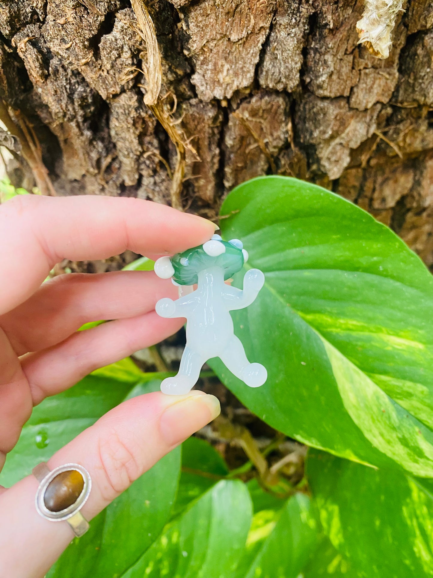 Dancing funguys pendant (large)