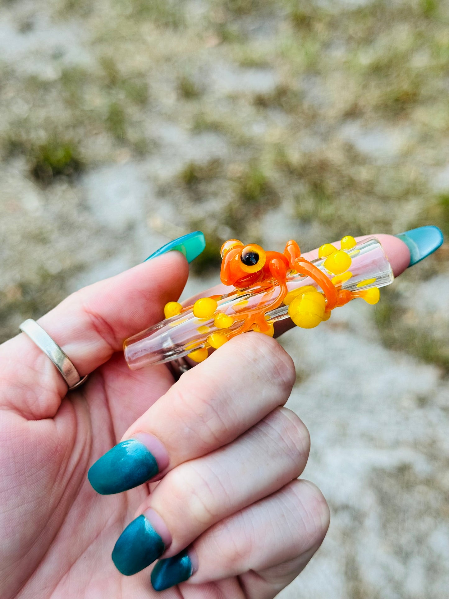 Frog finger saver/ glass filter tip