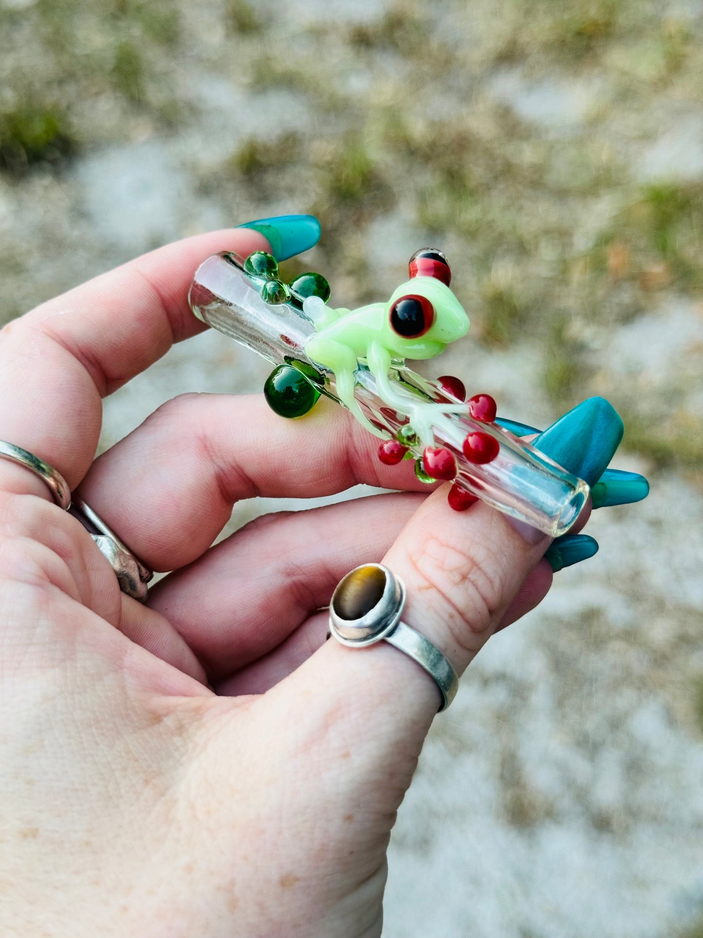 Frog finger saver/ glass filter tip