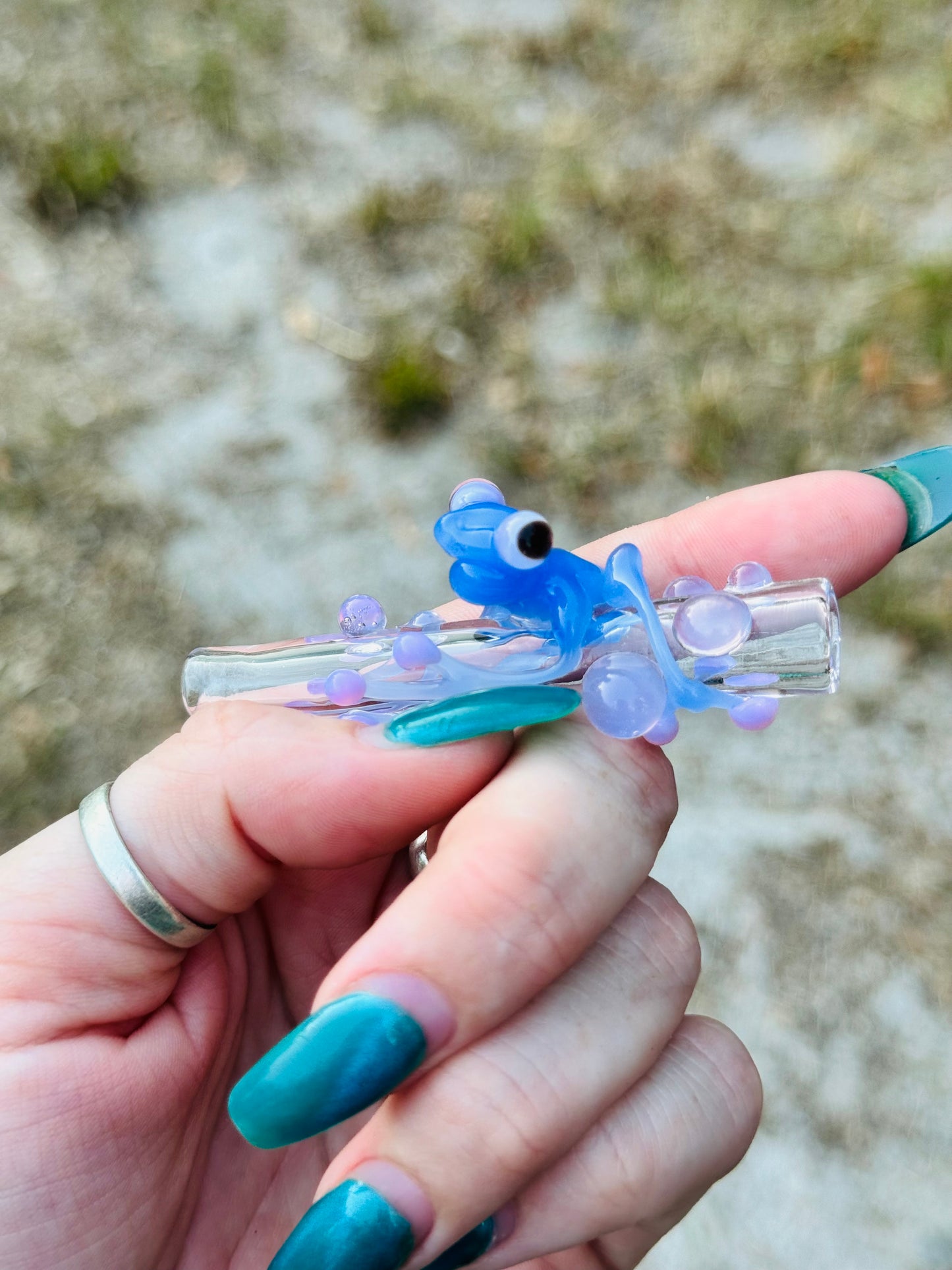 Frog finger saver/ glass filter tip